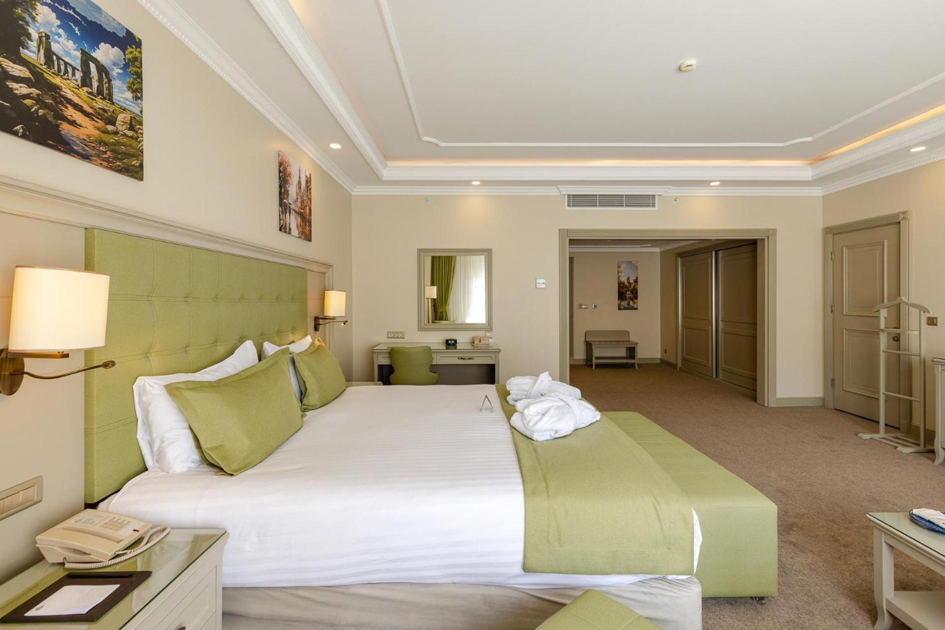 Hotel London 1889 Batumi Ngoại thất bức ảnh