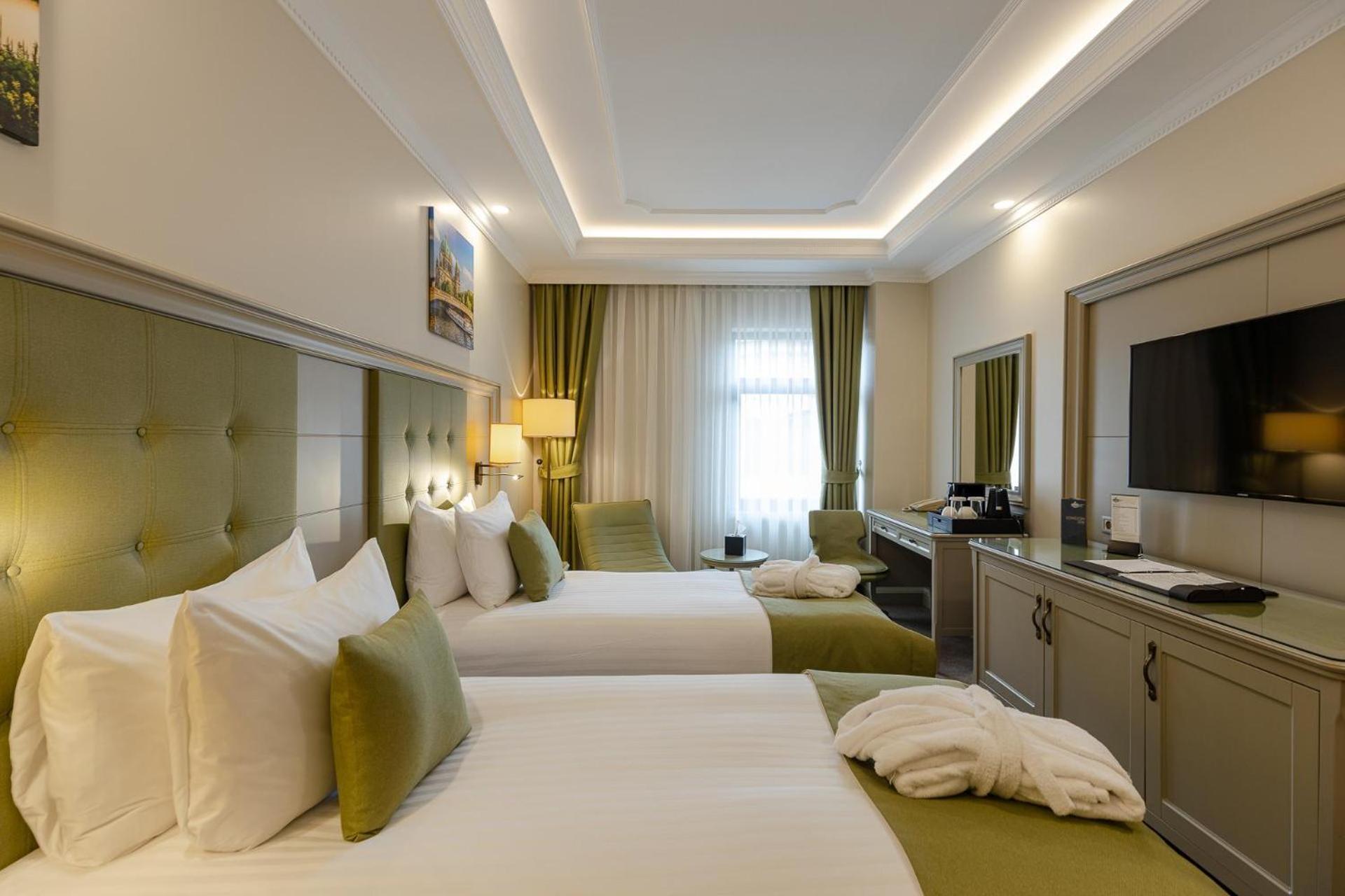 Hotel London 1889 Batumi Ngoại thất bức ảnh