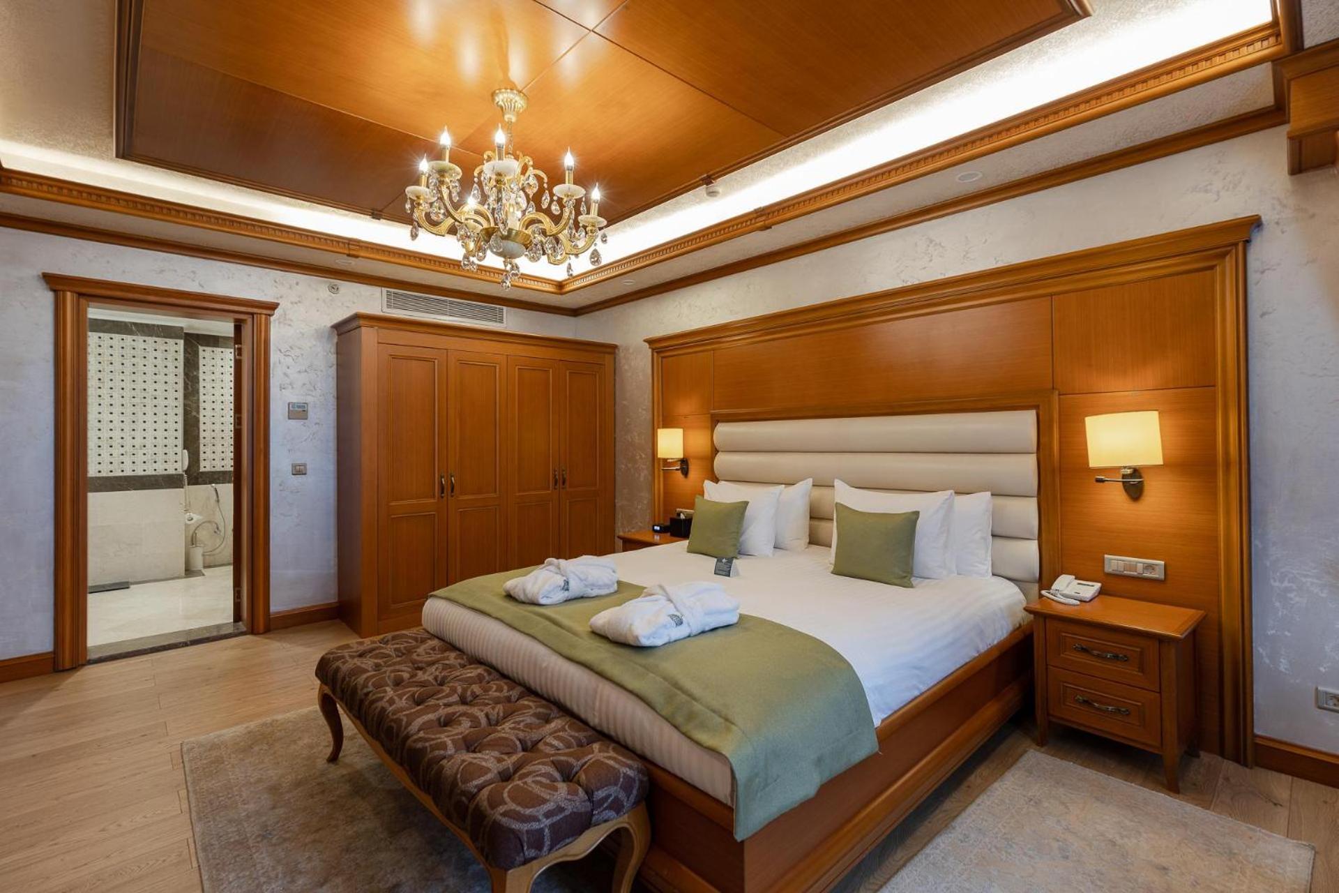 Hotel London 1889 Batumi Ngoại thất bức ảnh