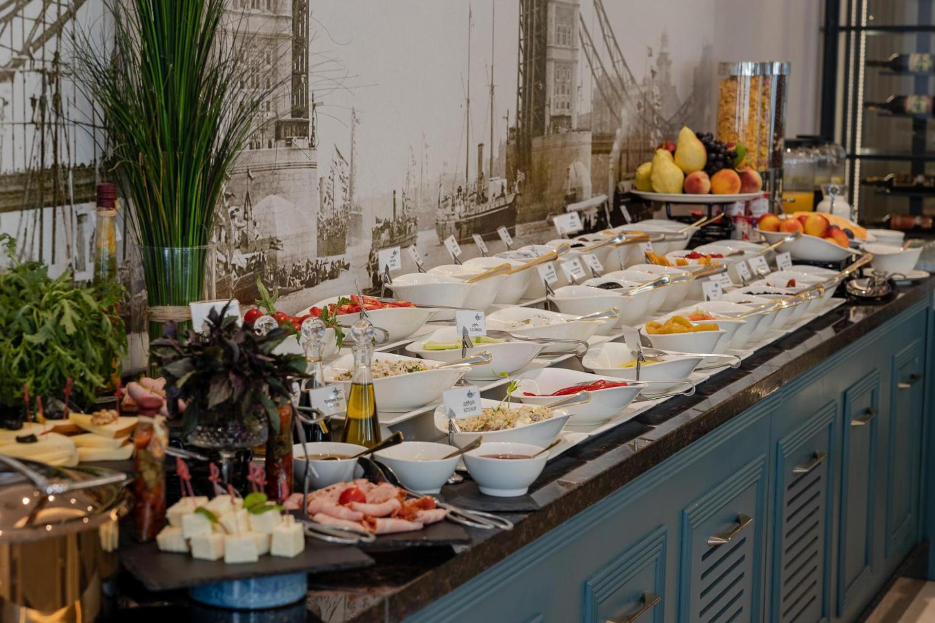 Hotel London 1889 Batumi Ngoại thất bức ảnh