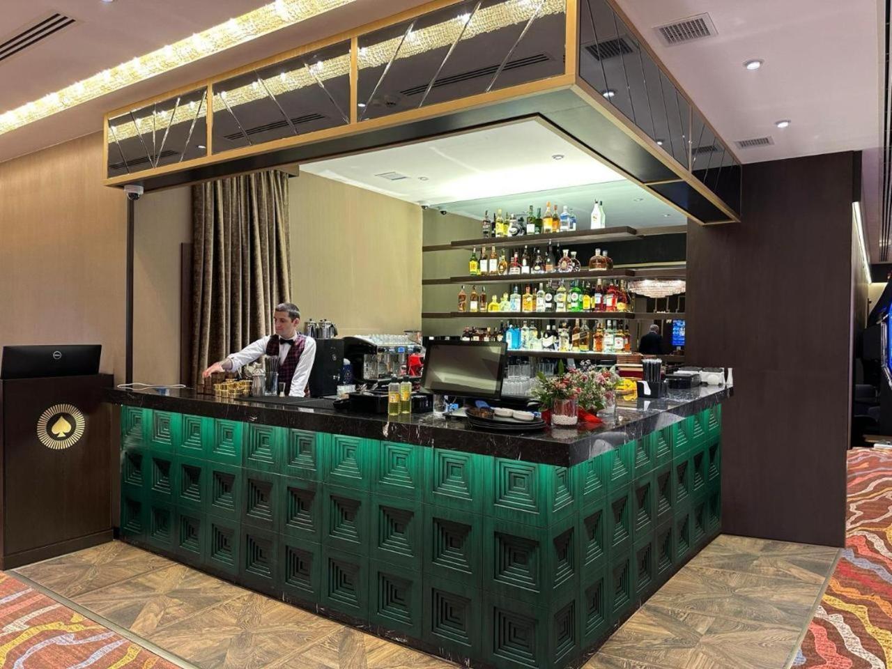 Hotel London 1889 Batumi Ngoại thất bức ảnh